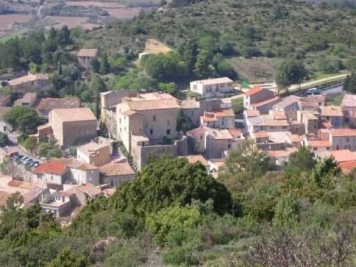 Chez Tatie Menie Bed and Breakfast Fraissé-des-Corbières Εξωτερικό φωτογραφία